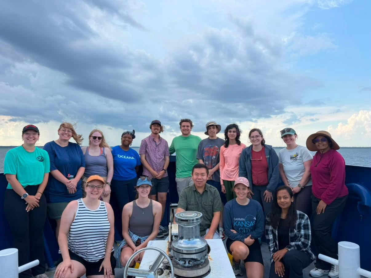 Group photo of the seagoing training cruise team aboard the research vessel in the South Atlantic Bight, June 2026